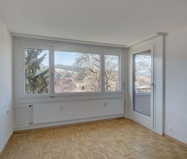 QUIET AND CENTRAL - Photo 3