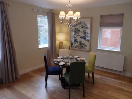 Liberty Court, Reigate, Surrey, RH2 - Photo 2