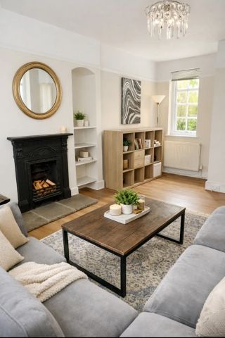 3 Bed Semi-Detached House, Westholm, NW11 - Photo 3