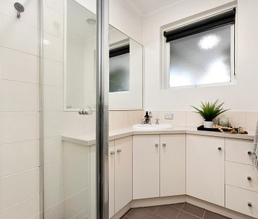 Wonderfully Refurbished Single Level Unit - Photo 6