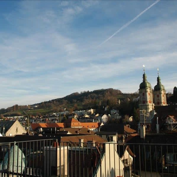 2 Zimmer, 82 m², 5. Stock - Photo 1