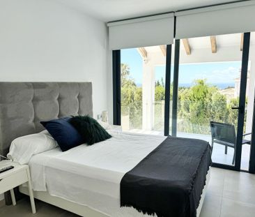 5 room luxury Villa for rent in Marbella, Spain - Photo 6