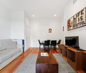 2 bedroom flat to rent - Photo 4