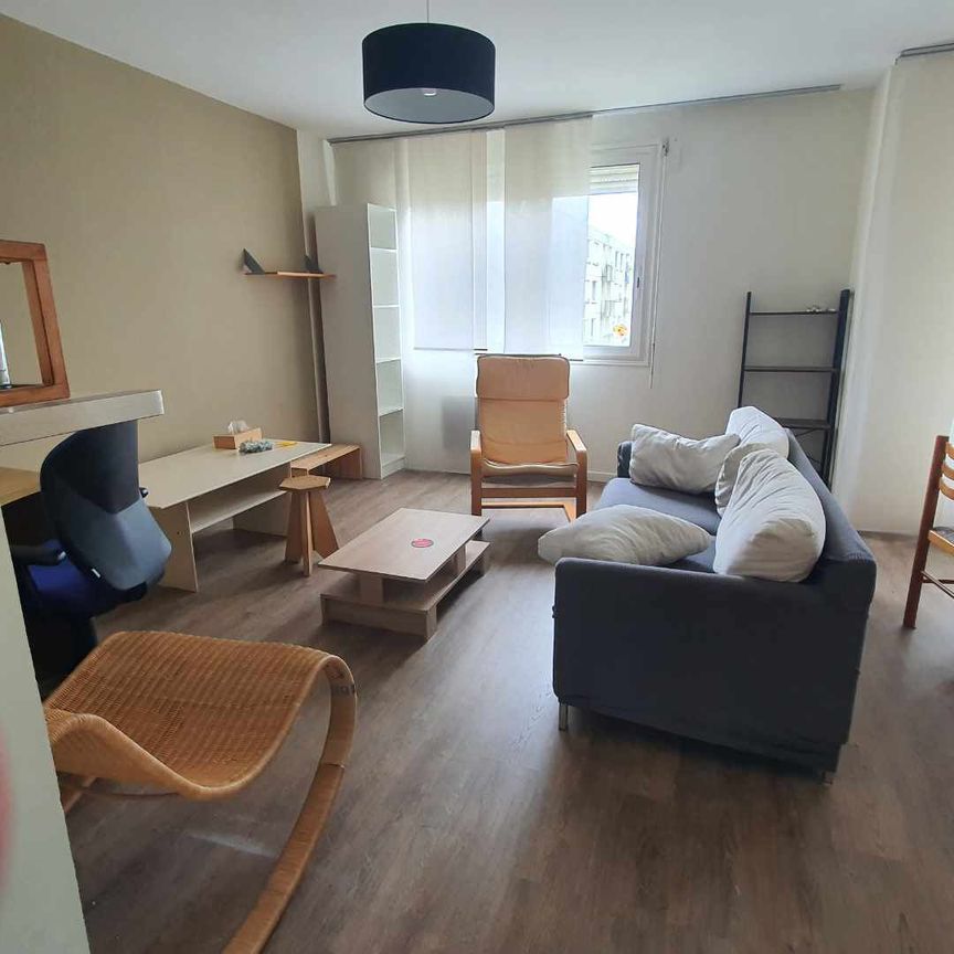 Location appartement 3 pièces, 67.81m², Mérignac - Photo 2