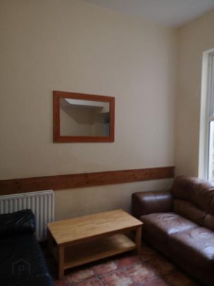 23 Agincourt Avenue, Belfast, BT7 1QA - Photo 1