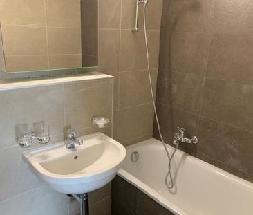 Beaux appartements de 3 pièces entièrement rénové ! Loyer dès CHF 1... - Photo 6