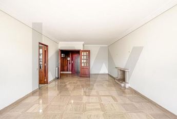 Apartamento T3 em Lisboa