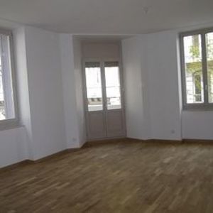 Appartement - T3 - OYONNAX - Photo 2