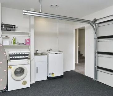 Fully furnished 4 BDR, 4 BTHRM apartment - Photo 3