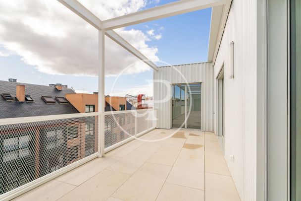 Penthouse for rent in Prosperidad (Madrid) - Photo 1