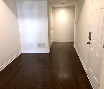 For Lease - 25 McGrath Avenue, Richmond Hill, Ontario - Photo 1