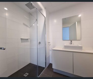 LIVE LIFE ABOVE THE CITY OF ADELAIDE! - FULLY FURNISHED - Photo 5