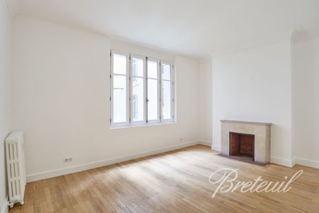 Appartement à louer à Paris 8Ème - Photo 4