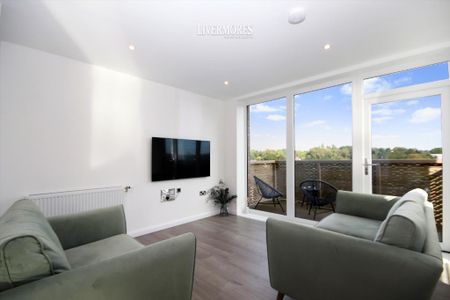 2 bedroom Apartment to let - Photo 5