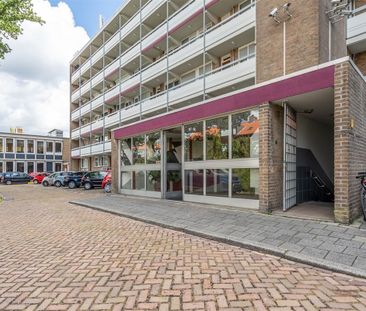 Mr. F.A. Van Hallweg 80 - Photo 2