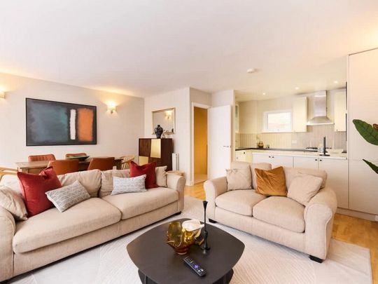 4 bedroom apartment to rent - Photo 1