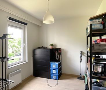 Volledig vernieuwd instapklaar appartement met autostaanplaats in h... - Photo 5
