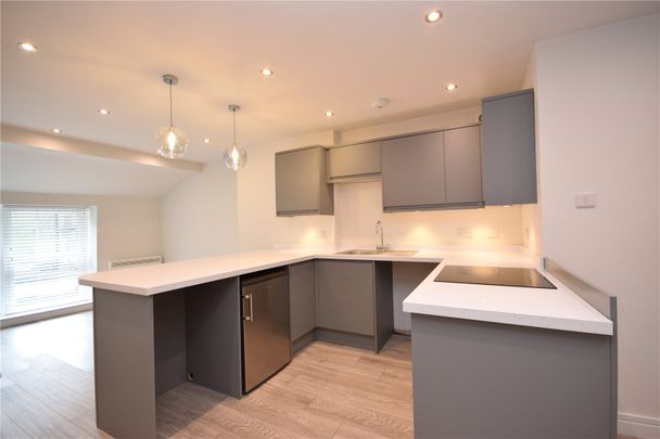 6A, Town Street, Yeadon, Leeds, LS19 7EQ - Photo 1