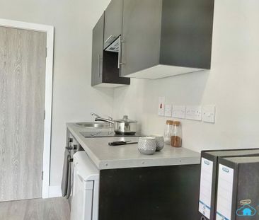 Studio to rent - Photo 6
