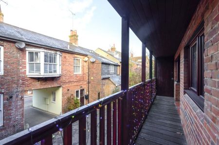 2 Bedroom House - Magdalen Mews, St. Johns Street - Photo 5