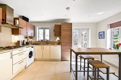 2 bedroom detached house to rent - Photo 5