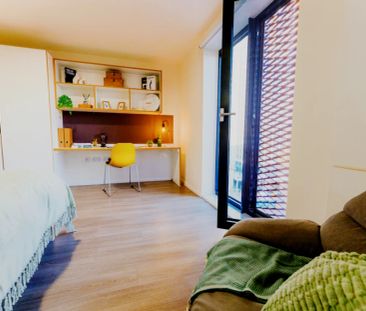 Bronze Studio - Photo 2