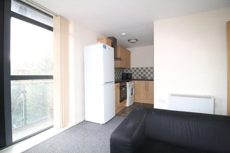 1 bedroom apartment to rent - Photo 2