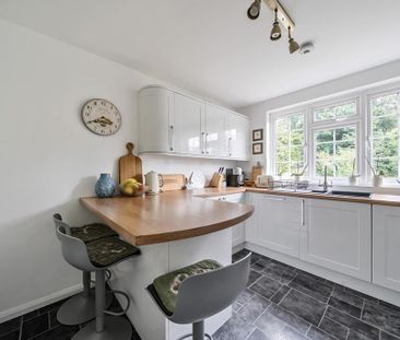 4 bedroom terraced house to rent - Photo 4