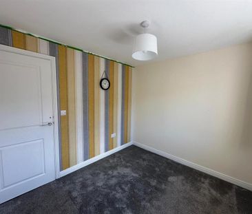 4 bedroom detached house to rent - Photo 5