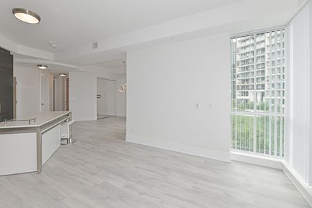 For Lease - 1 Edgewater Drive Unit# 217, Toronto, Ontario - Photo 5