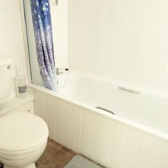 Enderley Street, Newcastle-under-Lyme, ST5 - Photo 1