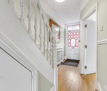 4 bedroom terraced house to rent - Photo 1