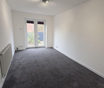 3 bed Detached Bungalow in Birch Avenue , Ambergate, Belper, DE56 2GL - Photo 4