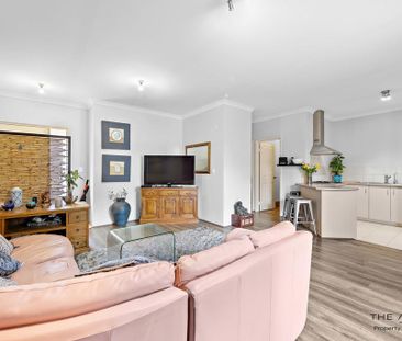 Well-Maintained 3-Bedroom Home in a Low-Maintenance Complex! - Photo 2