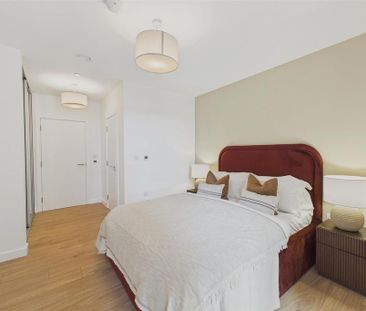 3 bedroom apartment to rent - Photo 4