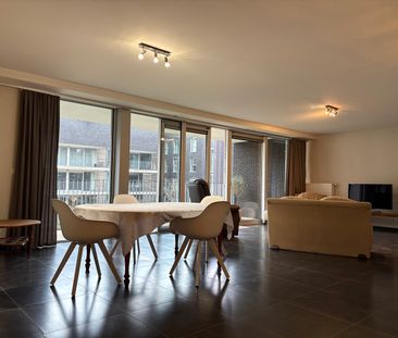 Appartement te huur - Photo 1