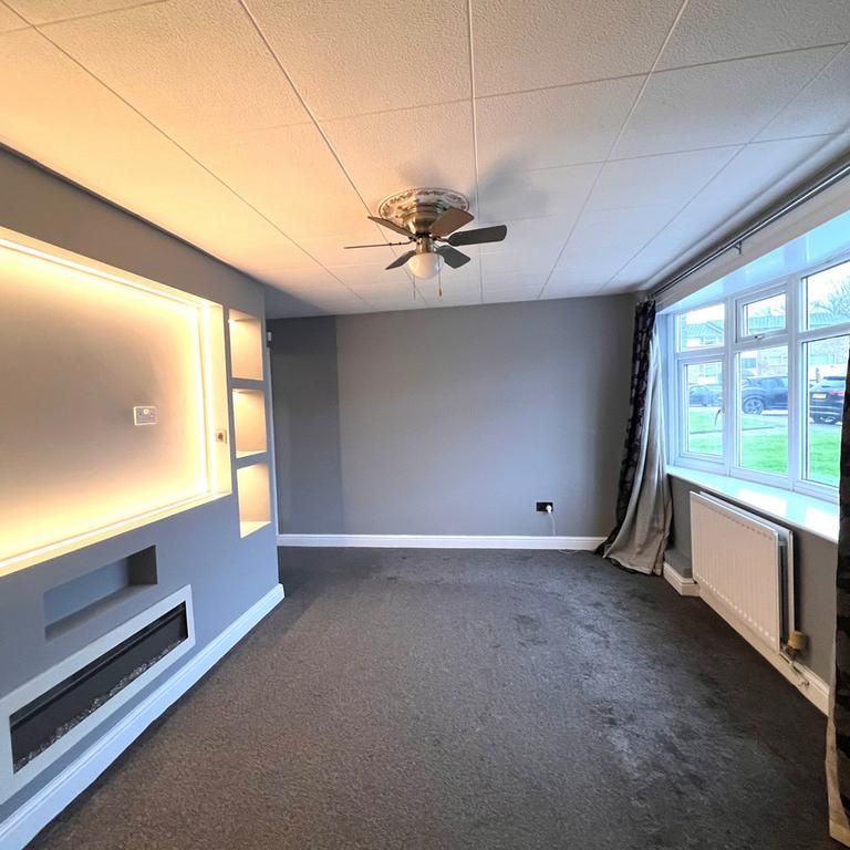 4 bedroom terraced house to rent - Photo 1