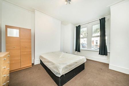 Rookstone Road, Tooting, SW17 - Photo 2