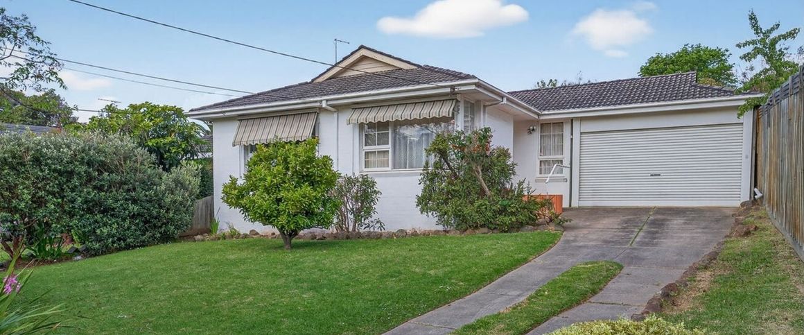 Stylish Family Home with Modern Comforts in Doncaster - Photo 1