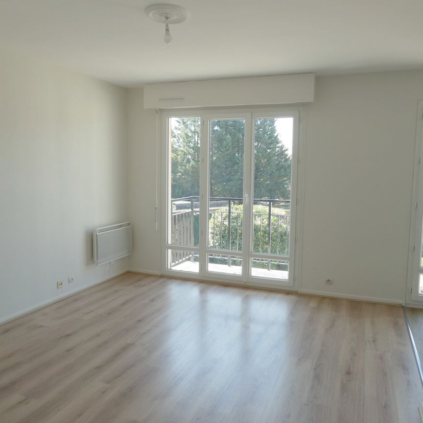Location Appartement 1 pièce 32m² FONTAINEBLEAU 77300 - Photo 1