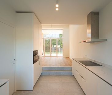 Huis te huur in Gentbrugge voor € 1.450 met 3 slaapkamers - Photo 3