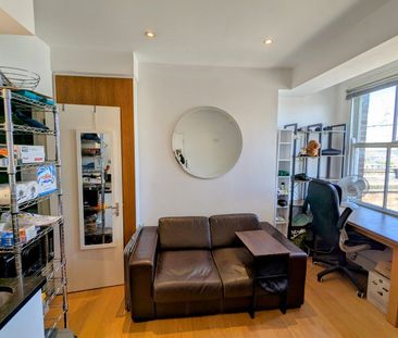 Studio Flat, Uxbridge Road, W12 - Photo 2