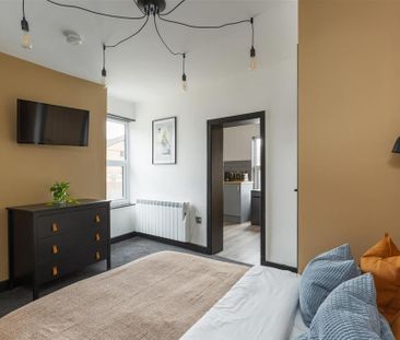 Studio to rent - Photo 5