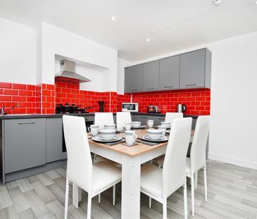 1 bed house share to rent in Kenmure Place, Preston, PR1 - Photo 2