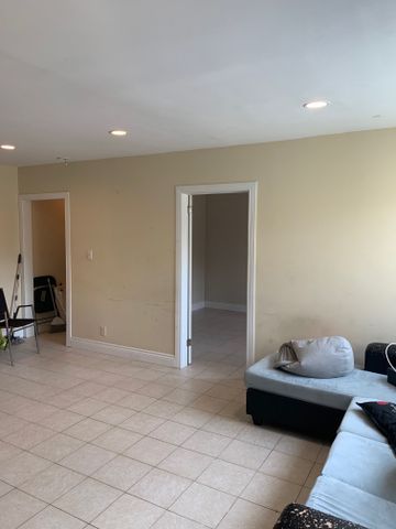 For Lease - 3430 Lakeshore Boulevard Unit# 3, Toronto, Ontario - Photo 3