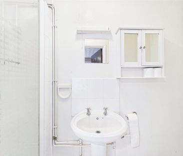 1 bedroom detached house to rent - Photo 3