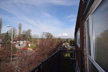 Lovell Court, Crumpsall, Manchester, M8 - Photo 3