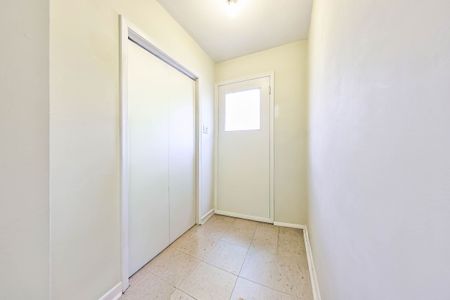 For Lease - 63 Hopperton Drive, Toronto, Ontario - Photo 2