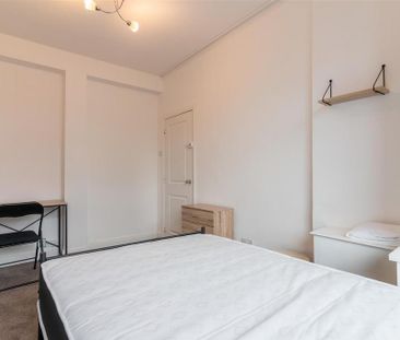 4 bedroom house to rent - Photo 6