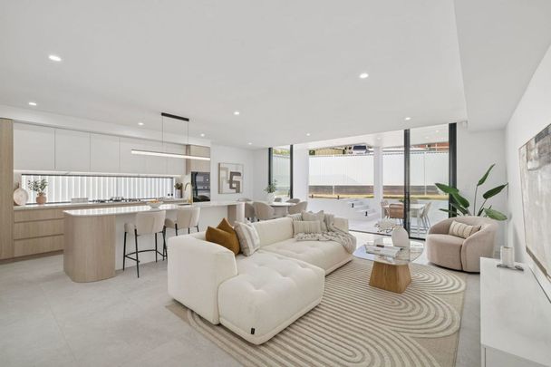 Brand New Luxury Home - Photo 1